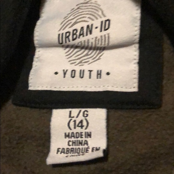 Cammo sweater - Picture 3 of 3